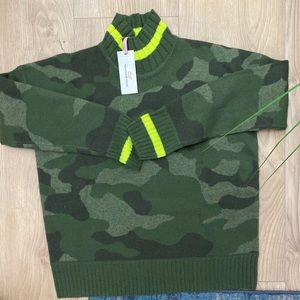 Vineyard Vines sweater